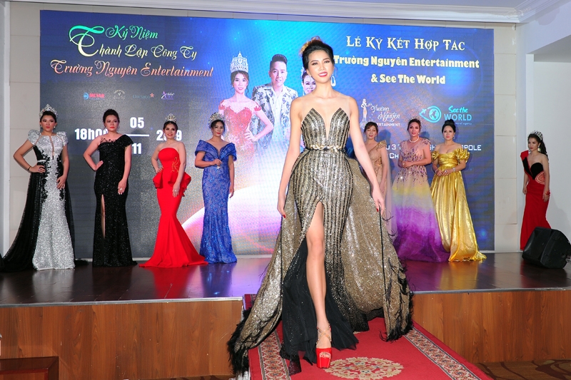 Hoa hậu Phan Hiếu trở thành cái tên sáng giá cho cuộc thi Mrs Universe 2019 tại Trung Quốc