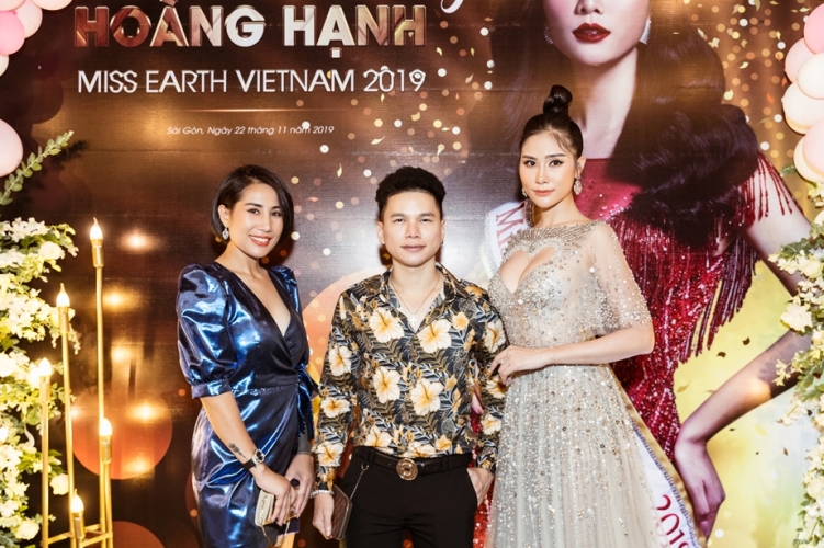 Trở về từ Miss Earth, Hoàng Hạnh diện 3 bộ độ trong buổi tiệc tri ân của mình