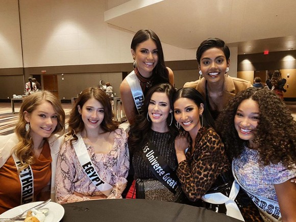 Hoàng Thùy 'chặt đẹp' đối thủ tại Miss Universe 2019 nhờ đâu?