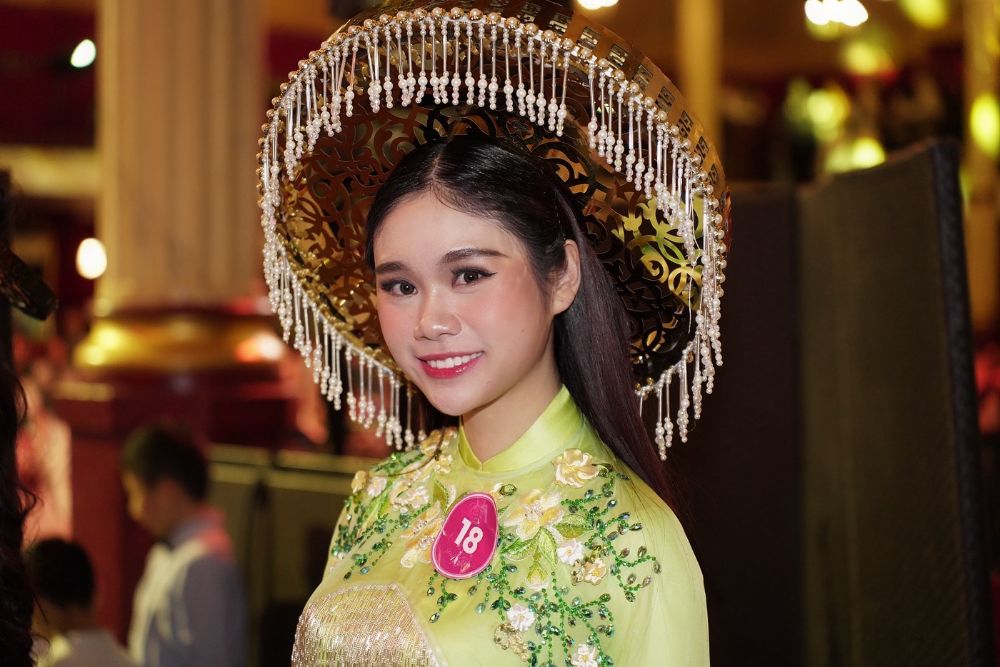 Con gái nhà báo Vũ Thu Hiền - Lê Vũ Thục Anh đăng quang Miss Xuân 2023 tại Châu Âu