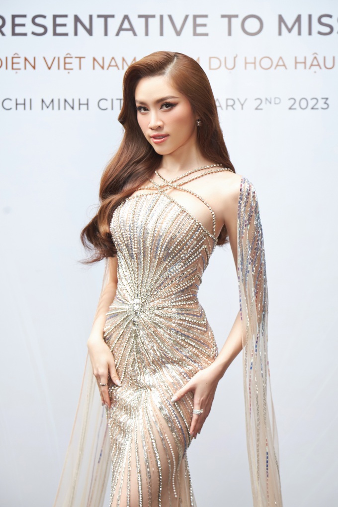 Miss Charm Vietnam 2023 Thanh Thanh Huyền đi thi quốc tế cách nhà 1km